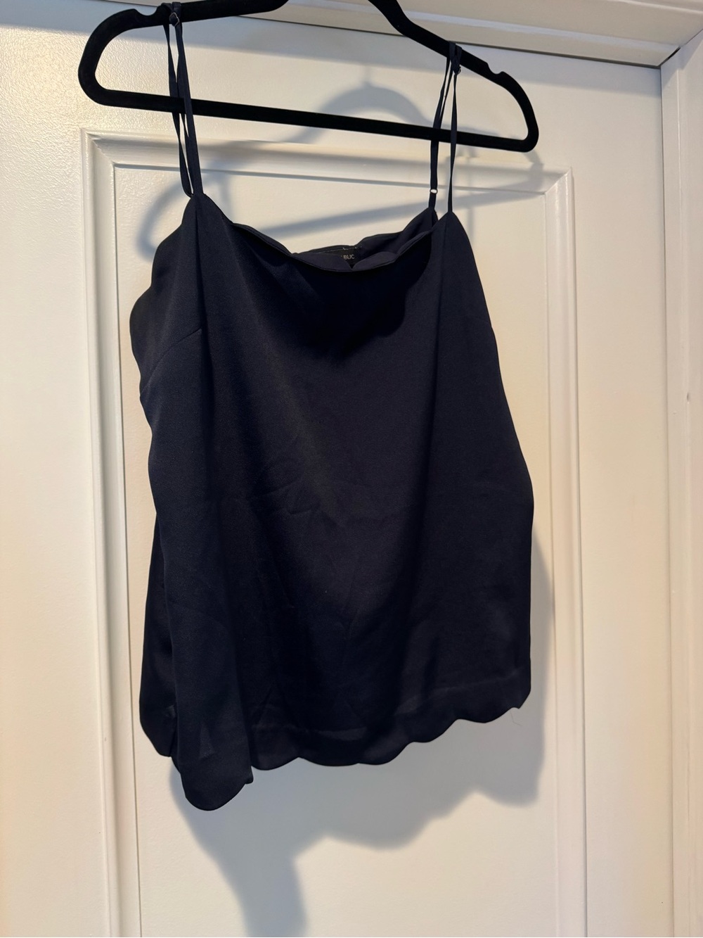 Banana Republic Navy Scalloped Hem Skirt - Picture 2 of 3